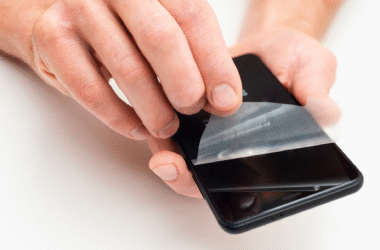 Retrait d'un film hydrogel
